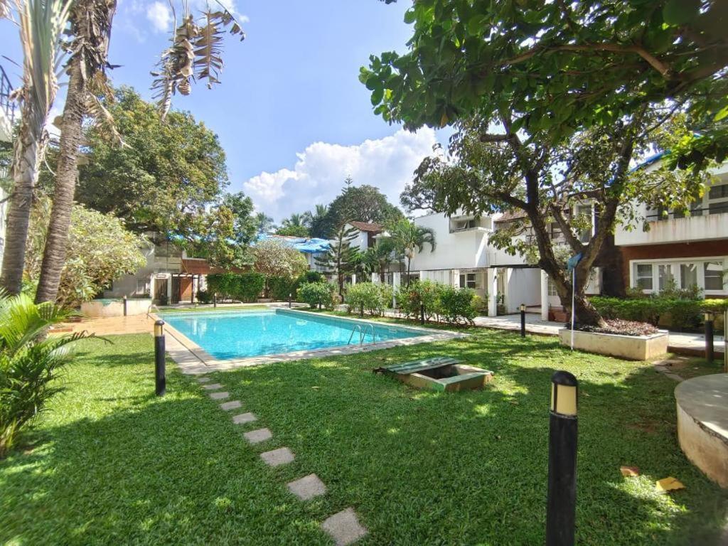 Villa M - Solitude 2 Candolim Goa 3Bhk, Pool Facing, Near Beach, Free Breakfast, Free Wifi And Prime Location Dış mekan fotoğraf