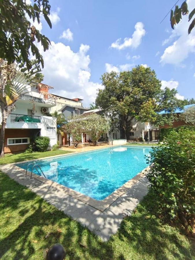 Villa M - Solitude 2 Candolim Goa 3Bhk, Pool Facing, Near Beach, Free Breakfast, Free Wifi And Prime Location Dış mekan fotoğraf