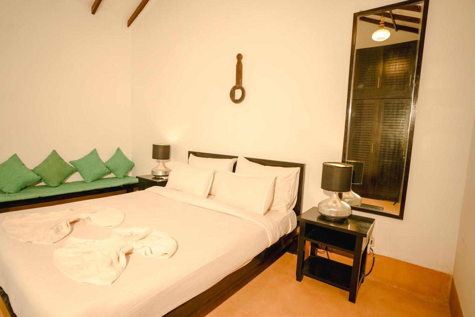 Villa M - Solitude 2 Candolim Goa 3Bhk, Pool Facing, Near Beach, Free Breakfast, Free Wifi And Prime Location Dış mekan fotoğraf