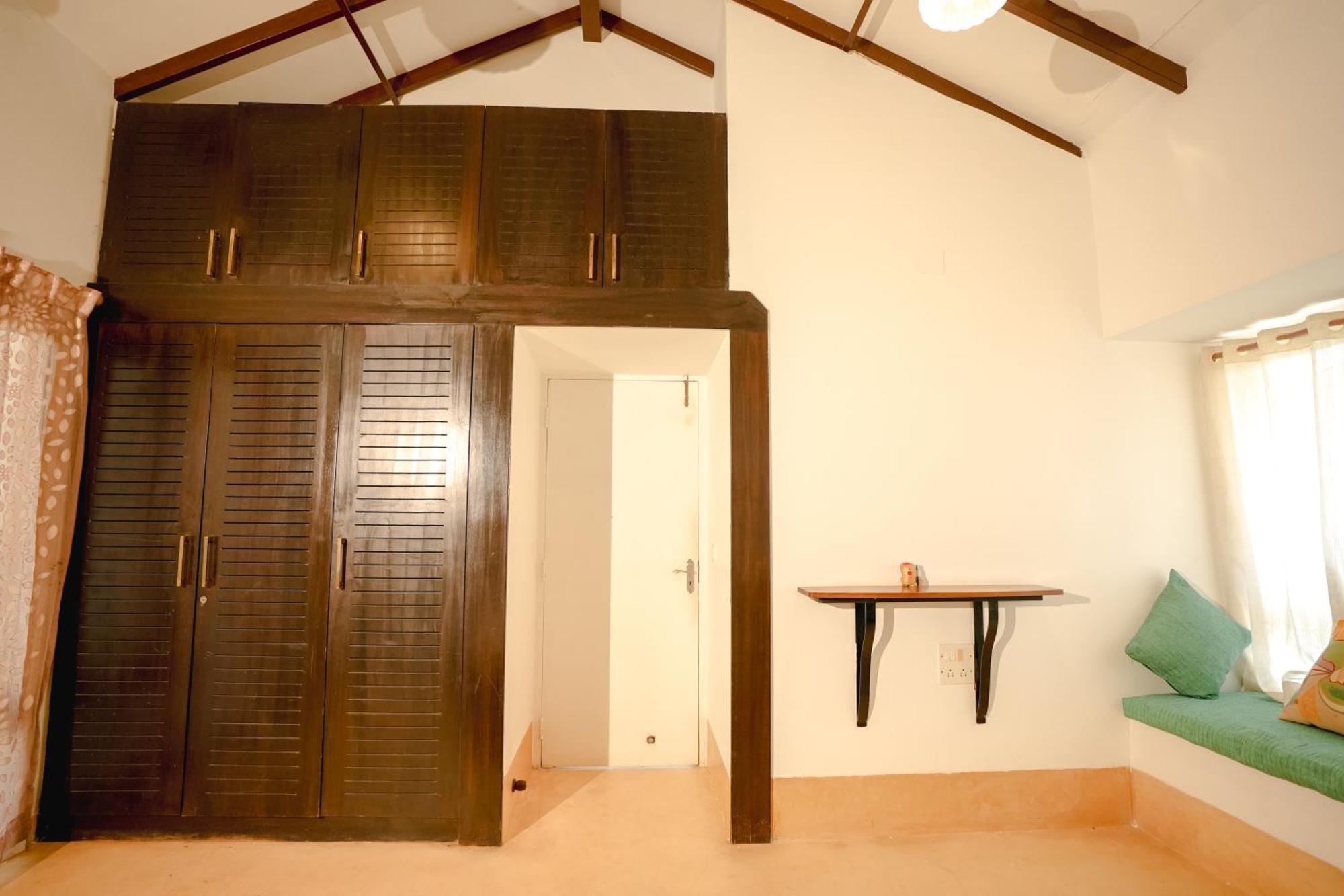 Villa M - Solitude 2 Candolim Goa 3Bhk, Pool Facing, Near Beach, Free Breakfast, Free Wifi And Prime Location Dış mekan fotoğraf