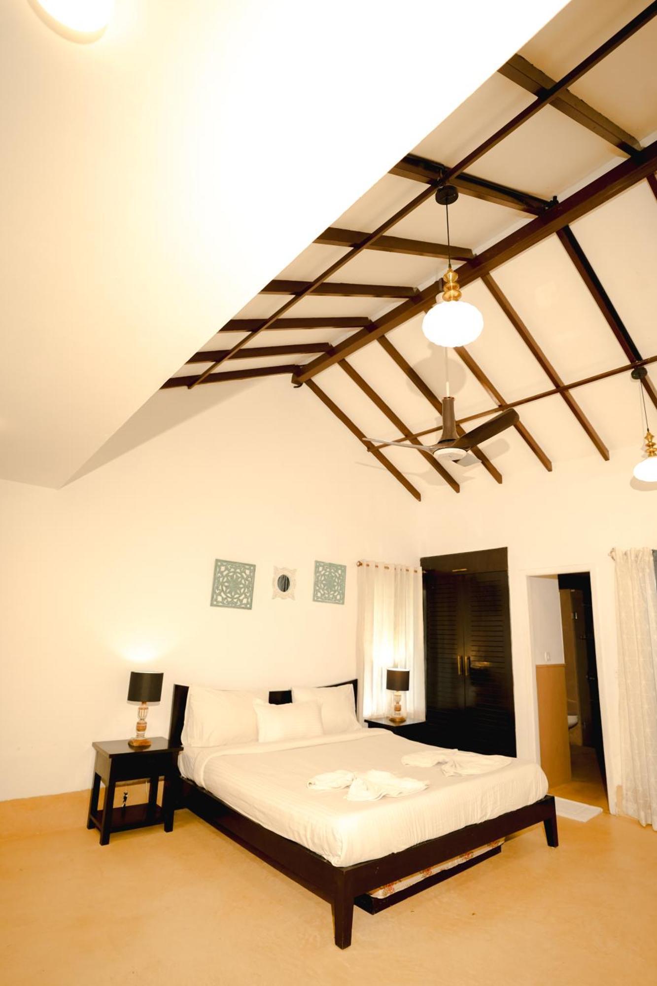 Villa M - Solitude 2 Candolim Goa 3Bhk, Pool Facing, Near Beach, Free Breakfast, Free Wifi And Prime Location Dış mekan fotoğraf